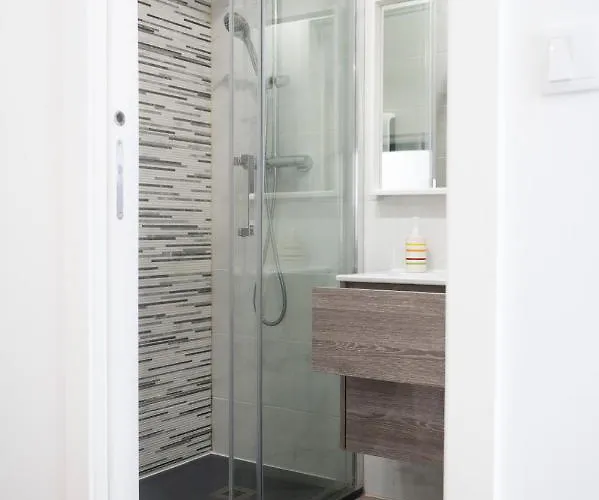 Mi House * Πόρτο